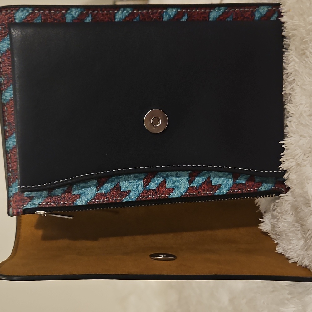 NWT Coach Mini Klare Crossbody. Houndstooth Print - Picture 9 of 14